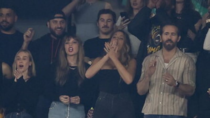 Taylor Swift, second from left, Blake Lively, second from right, and Ryan Reynolds (Adam Hunger/AP)