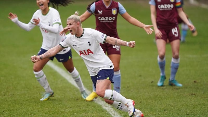 Bethany England (centre) is recalled after scoring 12 Women’s Super League goals for Tottenham (Tim Goode/PA)
