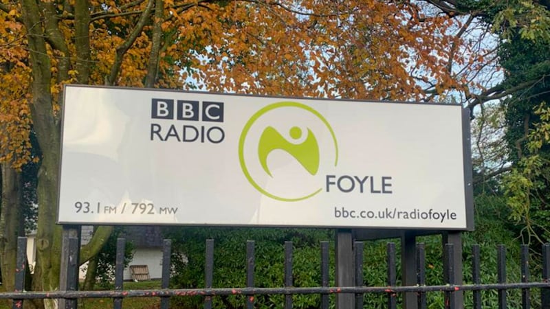 NUJ members at Radio Foyle have passed a vote of no confidence in BBC NI's senior managment. 