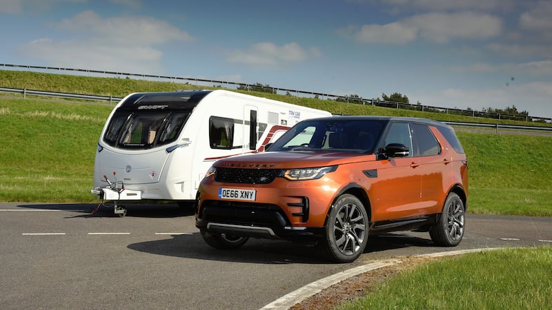 The new Land Rover Discovery, in 3.0 Td6 HSE guise, was the overall Tow Car Award winner for 2017, and winner in the 1,900kg+ category
