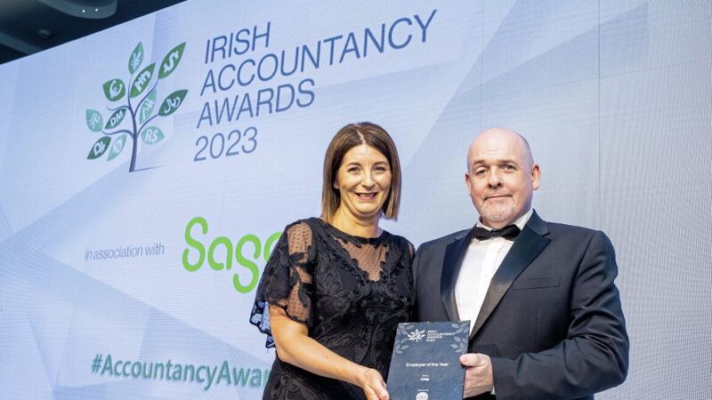 FPM business people &amp; culture partner Teresa Campbell accepts the Irish Accountancy Employer of the Year Award 