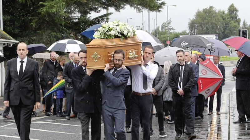 Pat Gillespie&#39;s coffin was carried from his home to Sacred Heart Church in Strabane. Picture by Margaret McLaughlin 