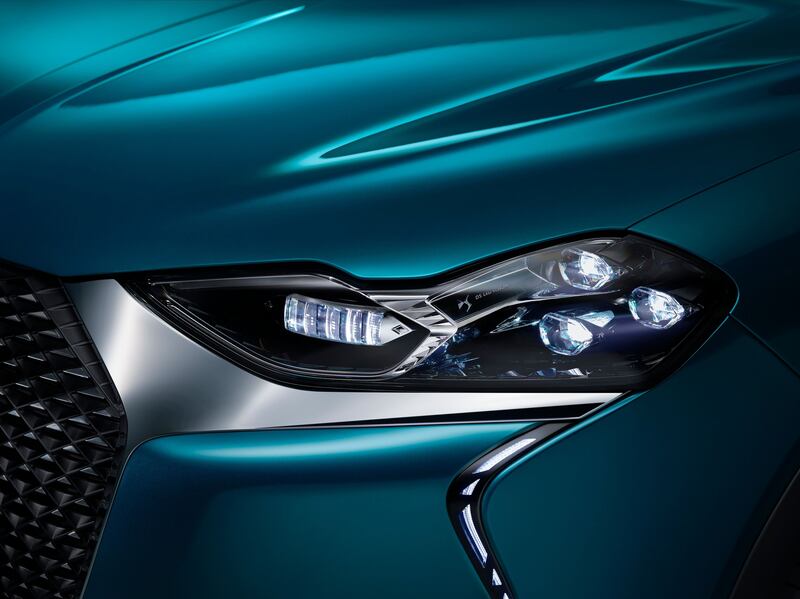 Higher trim levels come with these swish adaptive 'Matrix LED' headlamps. They are bound to be more effective than the regular bulbs...