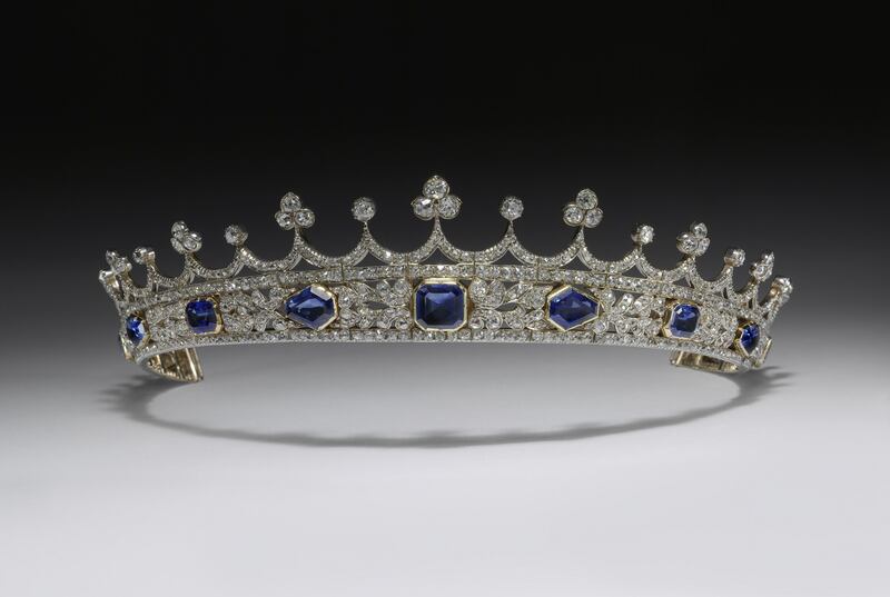 The coronet being acquired by the V&A (Victoria and Albert Museum)