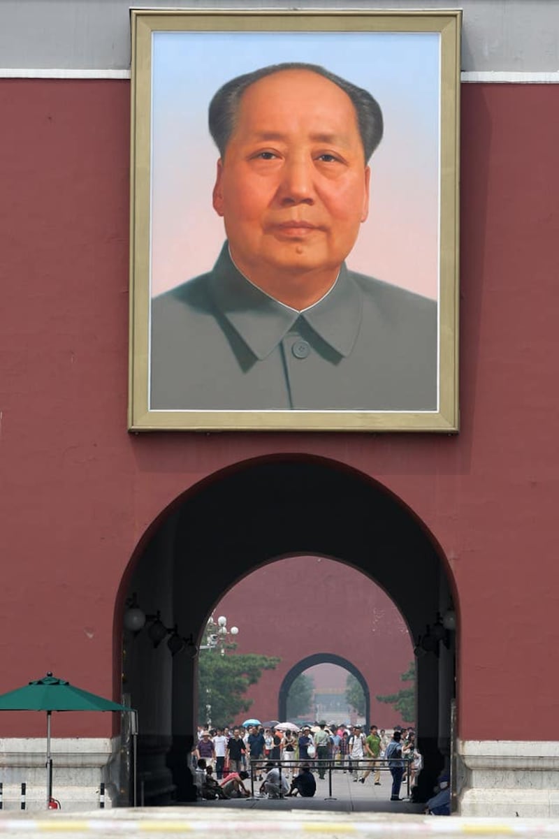 A portrait of Mao Zedong 