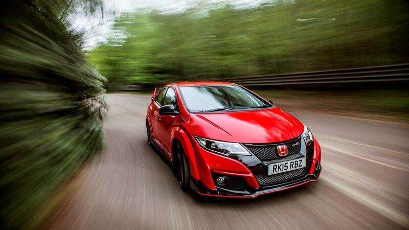 A showroom specification Honda Civic Type R will compete in the 2016 Craigantlet Hill Climb, piloted by journalist David Finlay to raise awareness of the work of &#39;blood bikes&#39;  