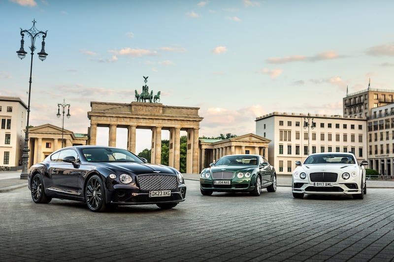 Bentley Continental GTs on tour