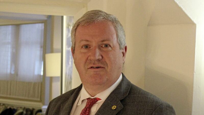 Ian Blackford says the SNP prepared a 650-page white paper ahead of the 2014 referendum whereas the Brexiteers had a &#39;slogan on the side of a bus&#39; 