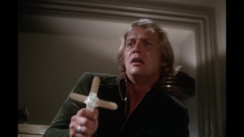 David Soul as a terrified Ben Mears brandishing a home-made cross in the 1979 TV mini-series Salem's Lot