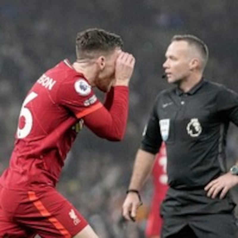 English referees VAR from good - except toward English players 