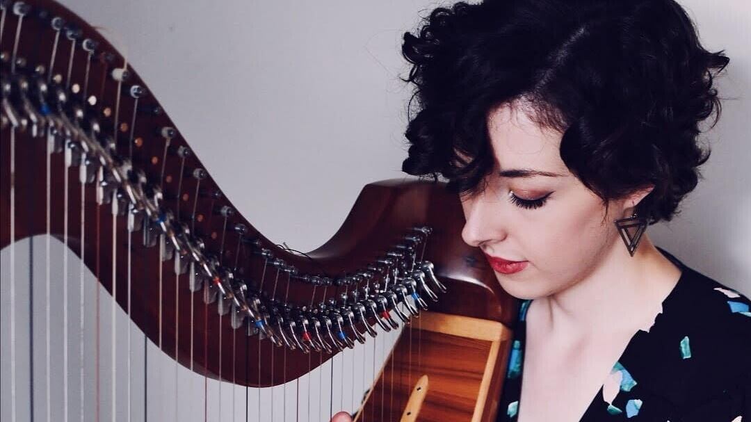 County Antrim harper, Gráinne Meyer will premiere a specially commissioned arrangement of music for the Harps Alive Ensemble. 