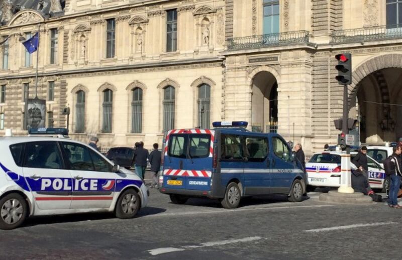 Gun incident in Paris.