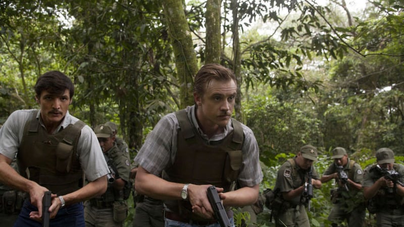 Pedro Pascal as Javier Pena and Boyd Holbrook as Steve Murphy in Narcos 