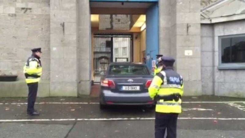 An unmarked Garda car enters Limerick Prison with jailed TD Mick Wallace. Picture by RTE 