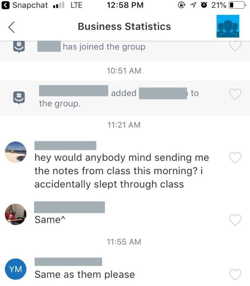 Group chat where one students asks for the notes of another classmate