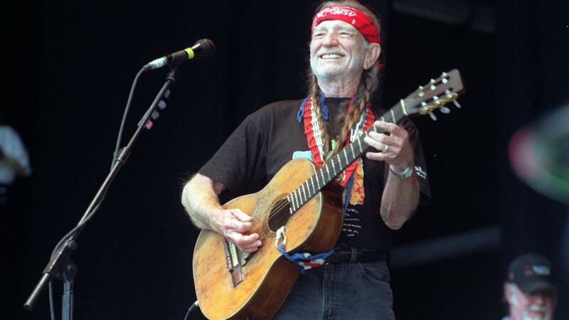 Willie Nelson cancels 3 California shows because of illness