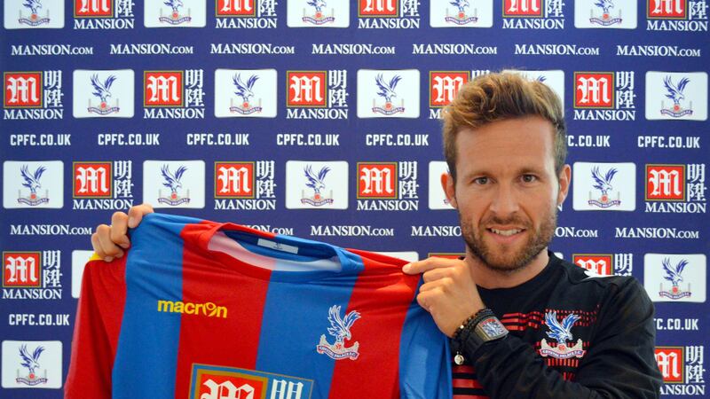 Crystal Palace confirmed the signing of Yohan Cabaye from Paris Saint-Germain on Friday &nbsp;