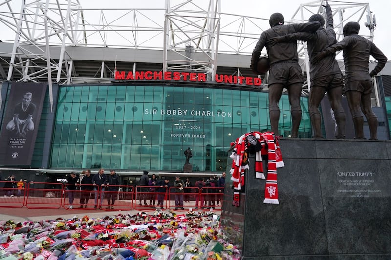 Sir Bobby Charlton Tributes – Old Trafford