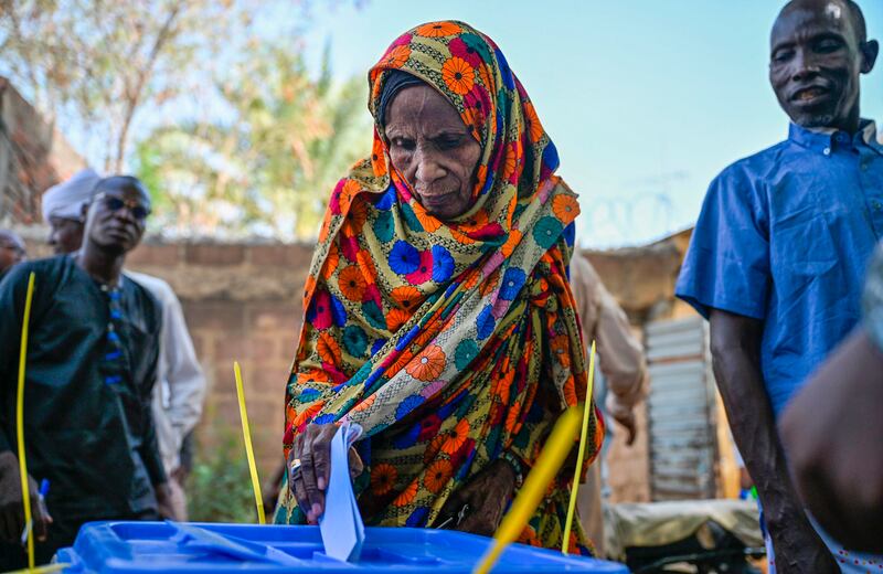 A Chadian woman votes in N’djamena, Chad (AP)