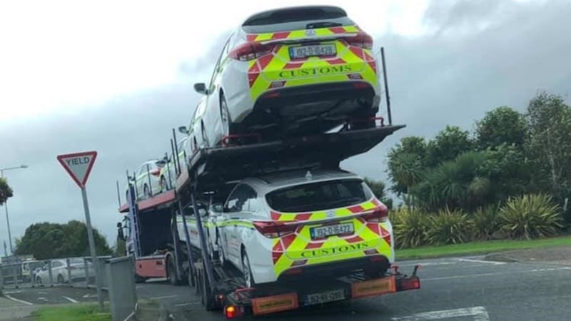Seven cars arriving in Dundalk on Tuesday morning, sparking concerns among the local community over customs posts&nbsp;