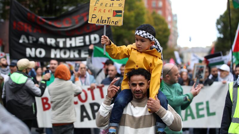 Protestors gathered in Belfast to call for an end to the Israeli bombing and blockade of Gaza. Picture by Declan Roughan /Press Eye
