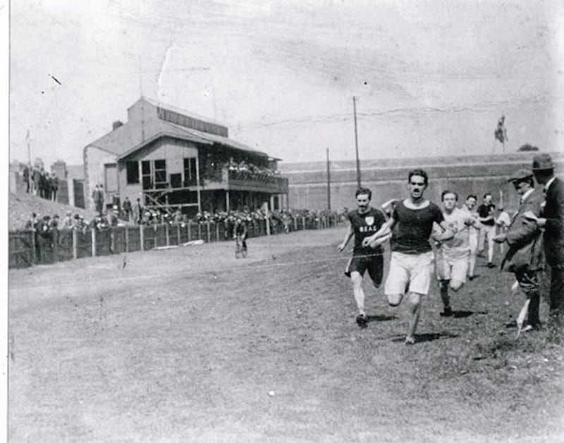 Tom Burke winning the 440 yard open in Croke Park, 1915. Picture courtesy GAA/Croke Park Museum. 