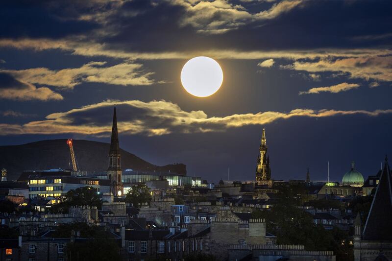 Super blue moon over Edinburgh