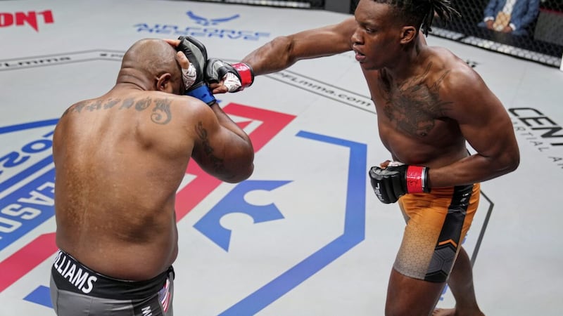 Simeon &#39;Smooth&#39; Powell in action at PFL1 in the Esports Stadium Arlington, Texas, in April 2022.