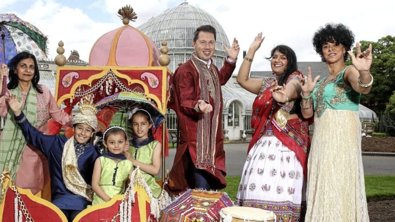 The Belfast Mela will be hosted by U105&rsquo;s Carolyn Stewart and UTV&rsquo;s Paul Reilly who are pictured in Botanic Gardens this week with ArtsEkta founder Nisha Tandon, bollywood dancer Dona Das Gupta and Noah (9), Amelia (8) and Aria (4). Picture by William Cherry/Press Eye  