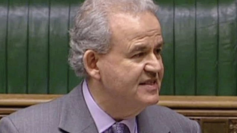 Defence Select Committee chairman Julian Lewis argues for a &#39;qualified statute of limitations&#39; for British army personnel 