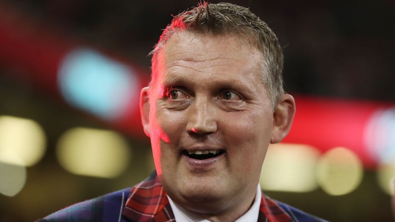 The 1988 Scotland Schools team, who played in New Zealand alongside Doddie Weir, completed an 88km challenge in memory of their former teammate.