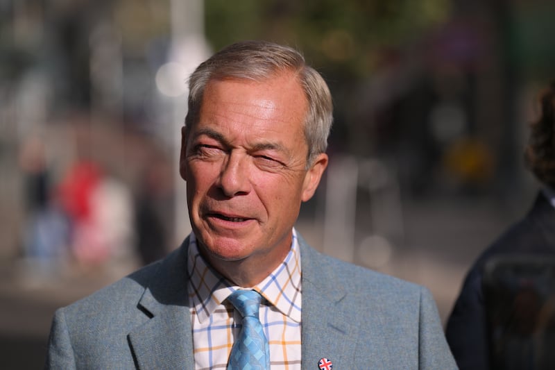 Farage to pledge to suspend asylum system for five years