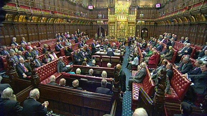 Peers have urged the government to be more positive over remaining in the EU 