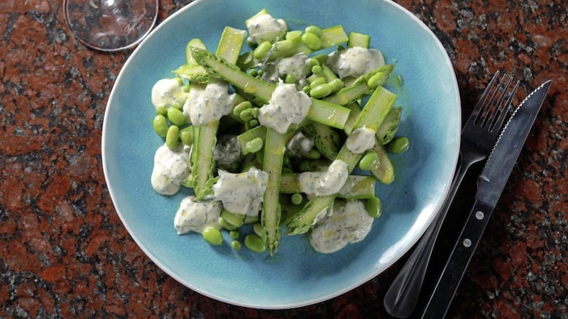 &nbsp;Asparagus salad with herb mayonnaise