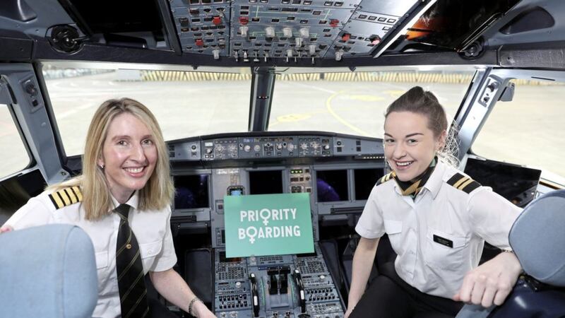Aer Lingus flight captain Kelly Dolan and first officer Anne Kirwan. Photo: Jason Clarke 