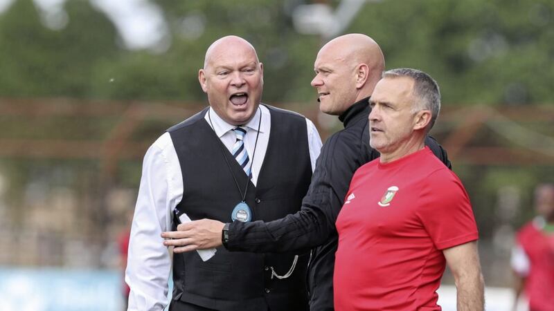 Ballymena manager David Jeffrey and Glentoran&#39;s manager Mick McDermott on the sidelines earlier this season. Both will meet in tonight&#39;s Irish Cup final 