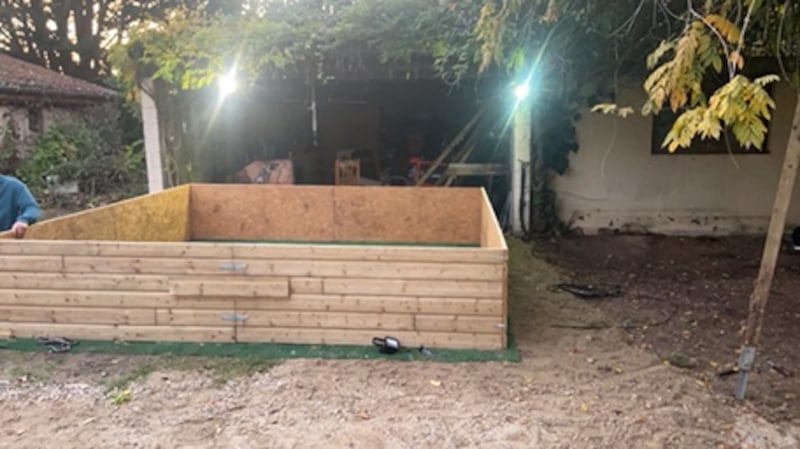 A picture of a dog fighting pit in France that was on Ali’s phone.