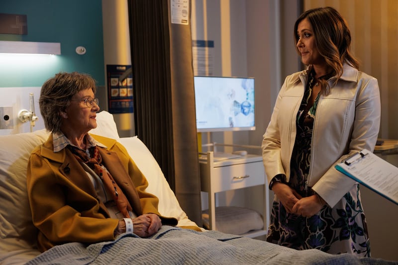 Jackie Woodburne as Helen and Kym Marsh as Amanda