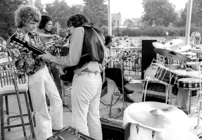 David Bowie playing with other musicians at the Beckenham bandstand on August 16, 1969 