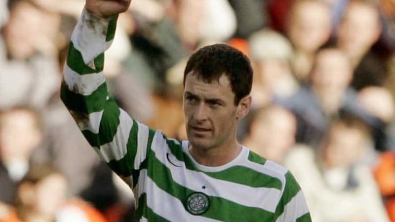 Celtic star Chris Sutton celebrates scoring the second goal against Dundee United during the Bank of Scotland Premier League match at Tannadice Park, Dundee, Sunday October 30 2005<br /><br /><br />&nbsp;