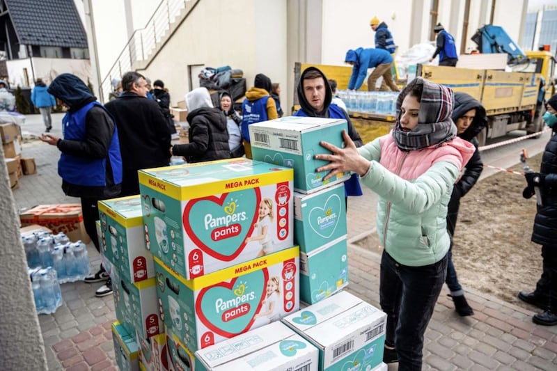 Hungarian Interchurch Aid distributes drinking water and other supplies to people in Lviv, western Ukraine. Picture from Finn Church Aid/ACT Alliance. 