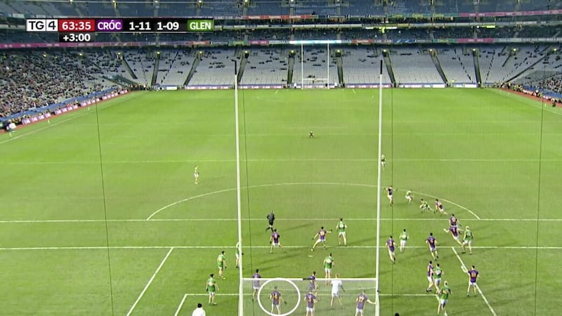 Controversy. Dara Mullin (circled) stayed on the field as a substitute went on meaning Kilmacud had 16 players on the field at the death. 