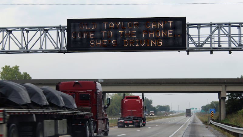 Iowa Department of Transport included a sassy Swift reference in its weekly road safety message.