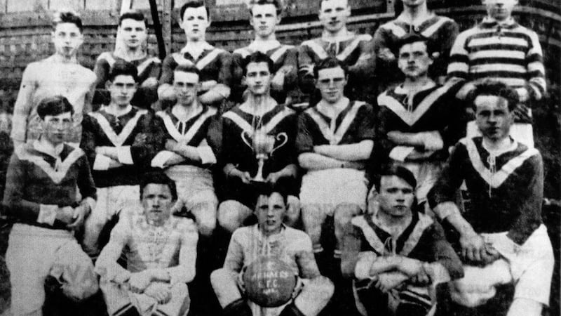 The first St Michael's, Enniskillen team to play in the MacRory Cup. Front row (l-r): T. Doherty (Clonmaulin), Benny Allen (Newtownbutler), Maurice McGurn (Lisbellaw). Middle row (l-r): Tommy Fee (Derrygonnelly), J. Dundas (Enniskillen), John McCarney (Enniskillen), Eamon McDonnell capt. (Derrylin), Jackie Donnelly, John Corrigan (Enniskillen), John Callaghan (Arney).Back row(l-r): P. Callaghan (Arney), Michael Leonard (Cashell), R. Gallagher (Irvinestown), J. Kelly (Dromore), Tom Sheridan (Enniskillen), A. O’Hara (Kinawley), Jack Maguire (Enniskillen).
