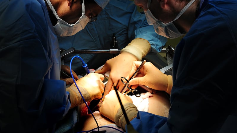 The process used by surgery teams to ensure nothing is left behind in a patient’s body following an operation should be reviewed, the patient safety body has said