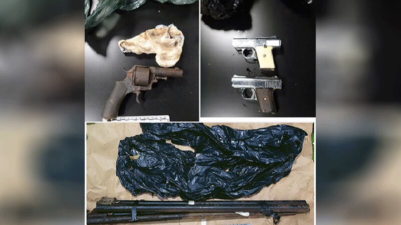 &nbsp;Weapons found in Lurgan