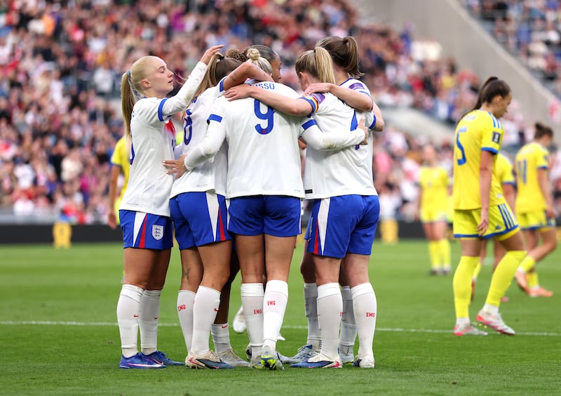 England bounced back from their defeat to Spain