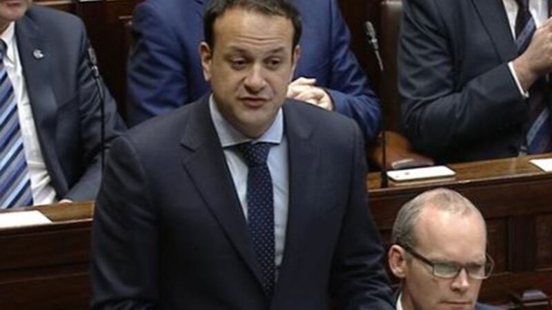 Leo Varadkar moved to reassure unionists as Theresa May prepared to present a Brexit deal to her cabinet&nbsp;