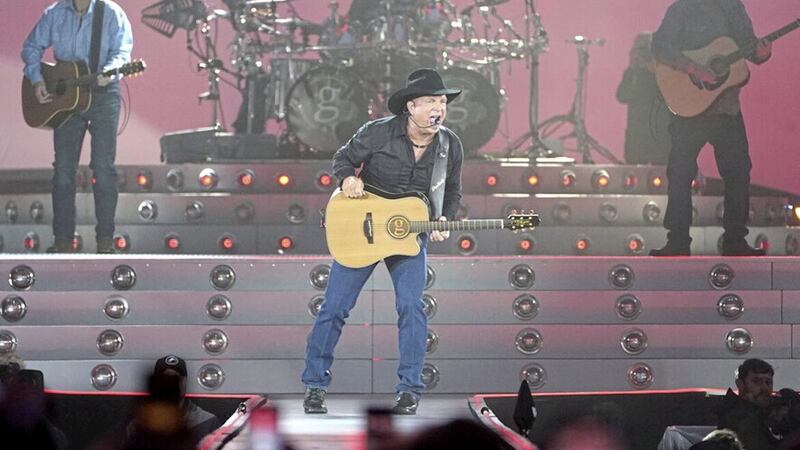 Hundreds of thousands attending Garth Brooks gigs, few arrests, including only one recorded of a female 