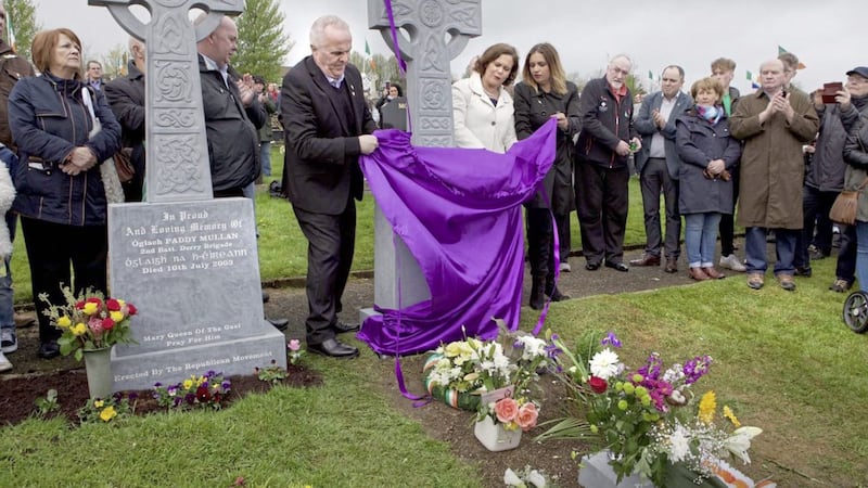 A headstone is unveiled at the grave of Martin McGuinness in Derry city cemetery during the Easter Sunday commemorations in the city by Sinn Fein vice chairwoman Mary Lou McDonald and MLAs, Raymond McCartney and Elisha McCallion. Picture by Margaret McLaughlin 